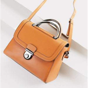 Crossbody tas wanita kulit
